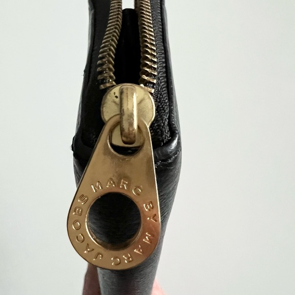 MARC by Marc Jacobs Black Leather Black Wallet - Picture 12 of 12